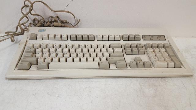 Factory Vintage IBM Keyboard Clicky